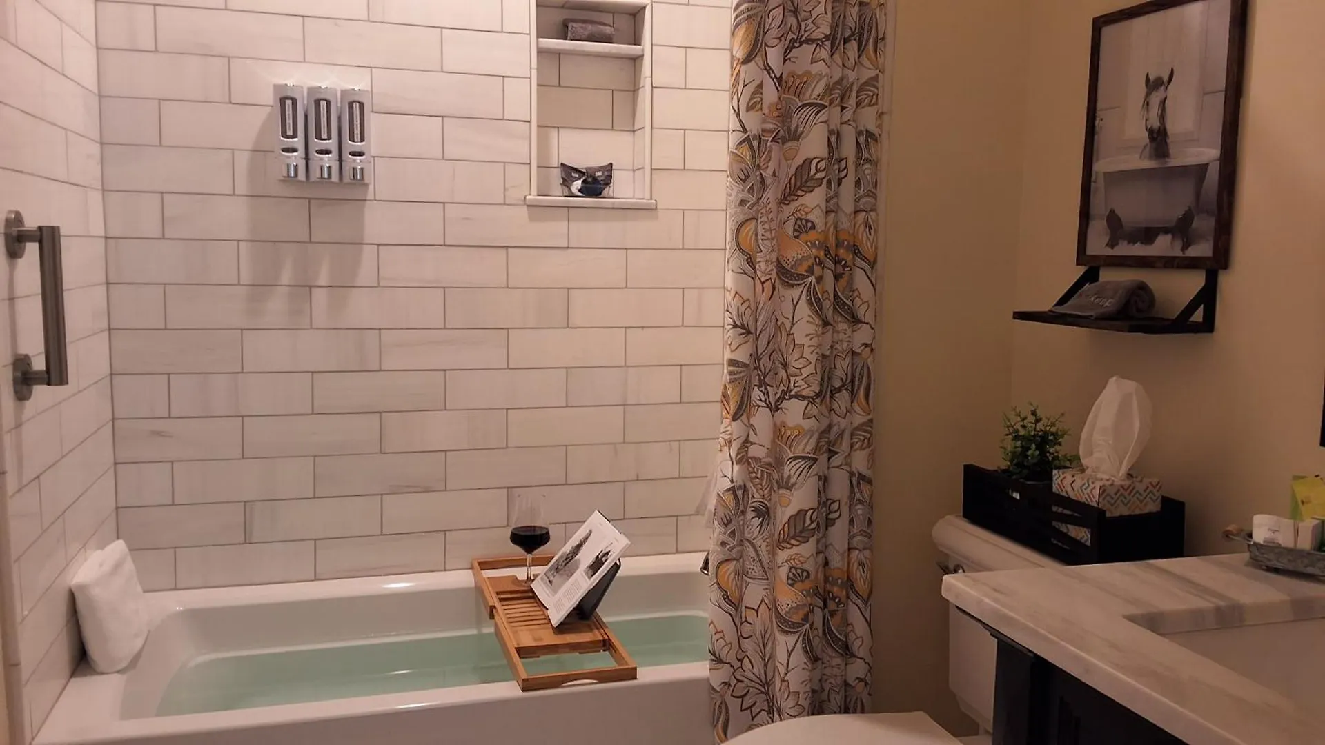 Bourbon Barrel Inn Bed & Breakfast Louisville