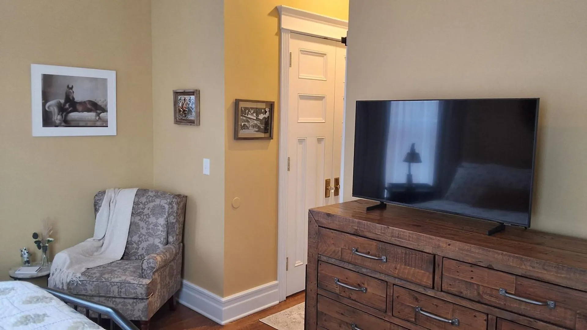 Bourbon Barrel Inn Bed & Breakfast Louisville